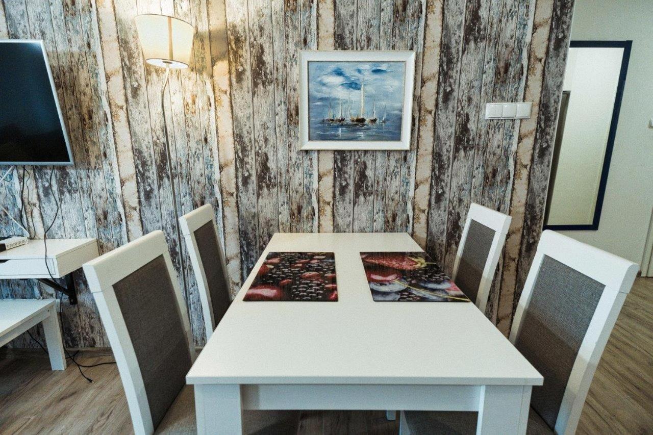 Apartament 109 Kolobrzeg Bagian luar foto
